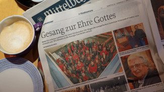 Zeitung Chorgeburtstag Frühstück